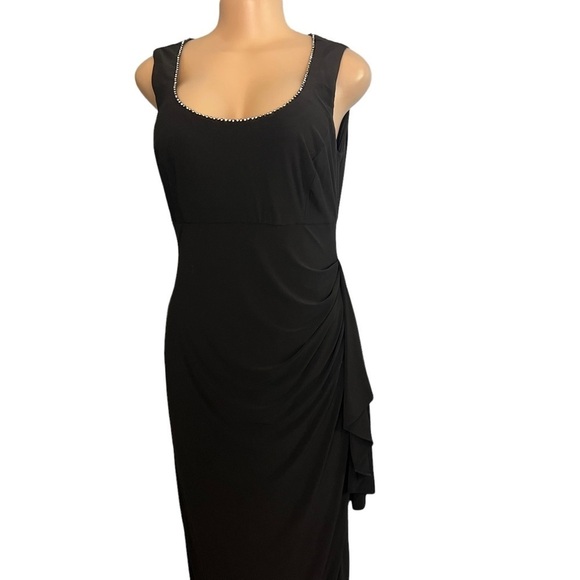 R&M Richards Black Ruched Maxi Dress - Picture 2 of 10